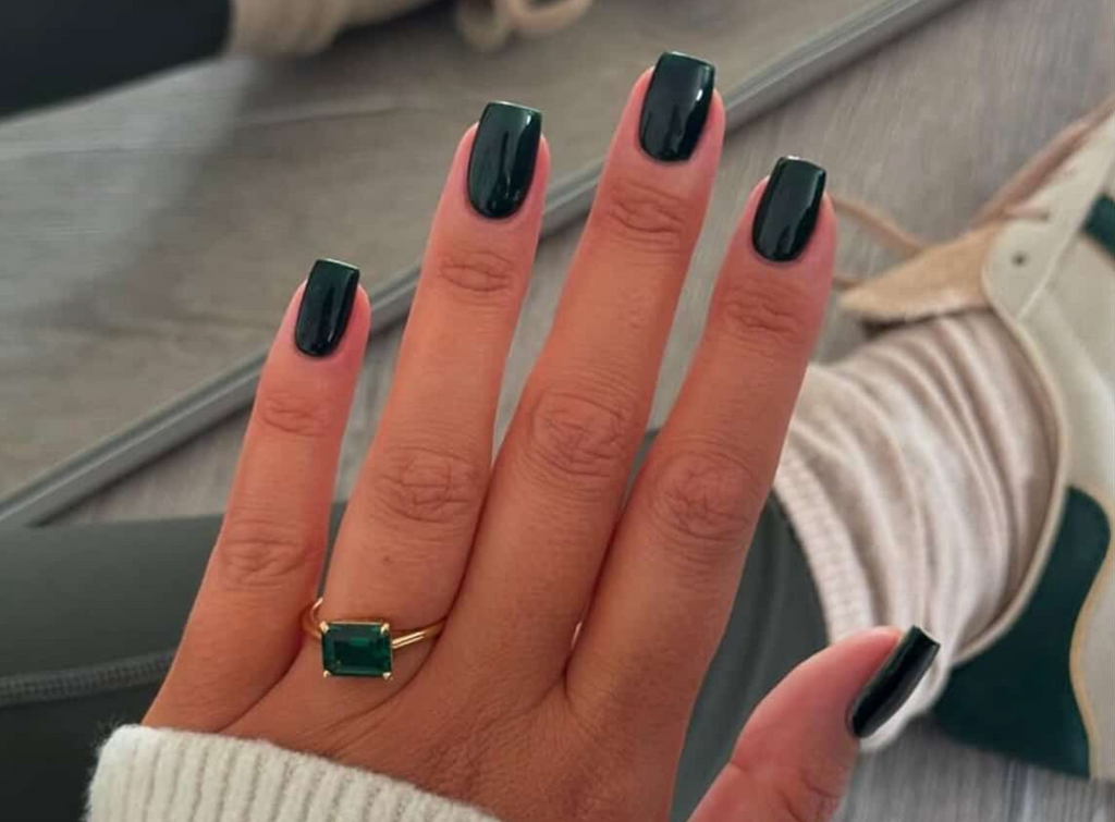 Emerald Solid
